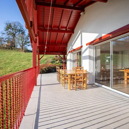 - Joubarbe 2* Aroue-Ithorots-Olhaiby