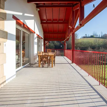 - Joubarbe فندق مبيت وإفطار Aroue-Ithorots-Olhaiby