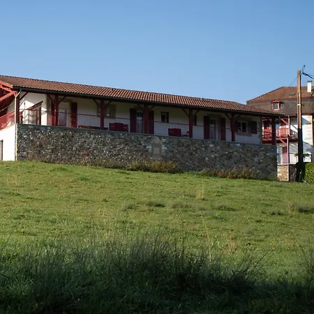 فندق مبيت وإفطار - Joubarbe