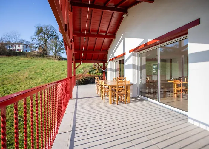 - Joubarbe 2* Aroue-Ithorots-Olhaiby